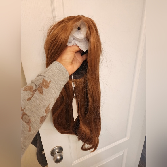 BELLAMI SYNTHETIC WIG ELLA 26" 295G STRAIGHT - Picture 3 of 6